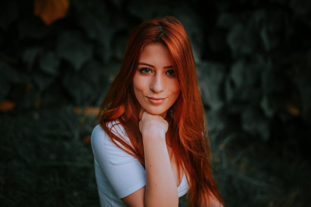 Reunited at Sunset: A Redhead’s Beach Homecoming